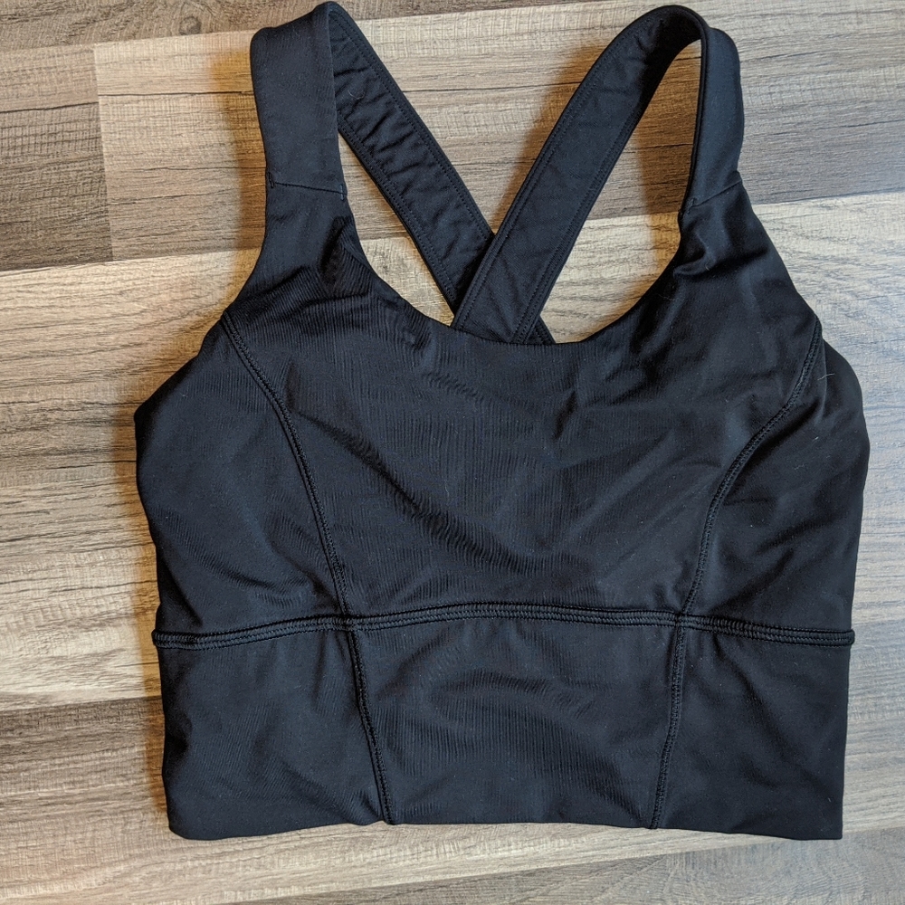 Lululemon sports bra size 6